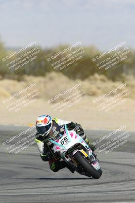 media/Dec-07-2025-CVMA (Sun) [[3e7d2de5dc]]/Race 7-Formula Lightweight Twins Shootout/